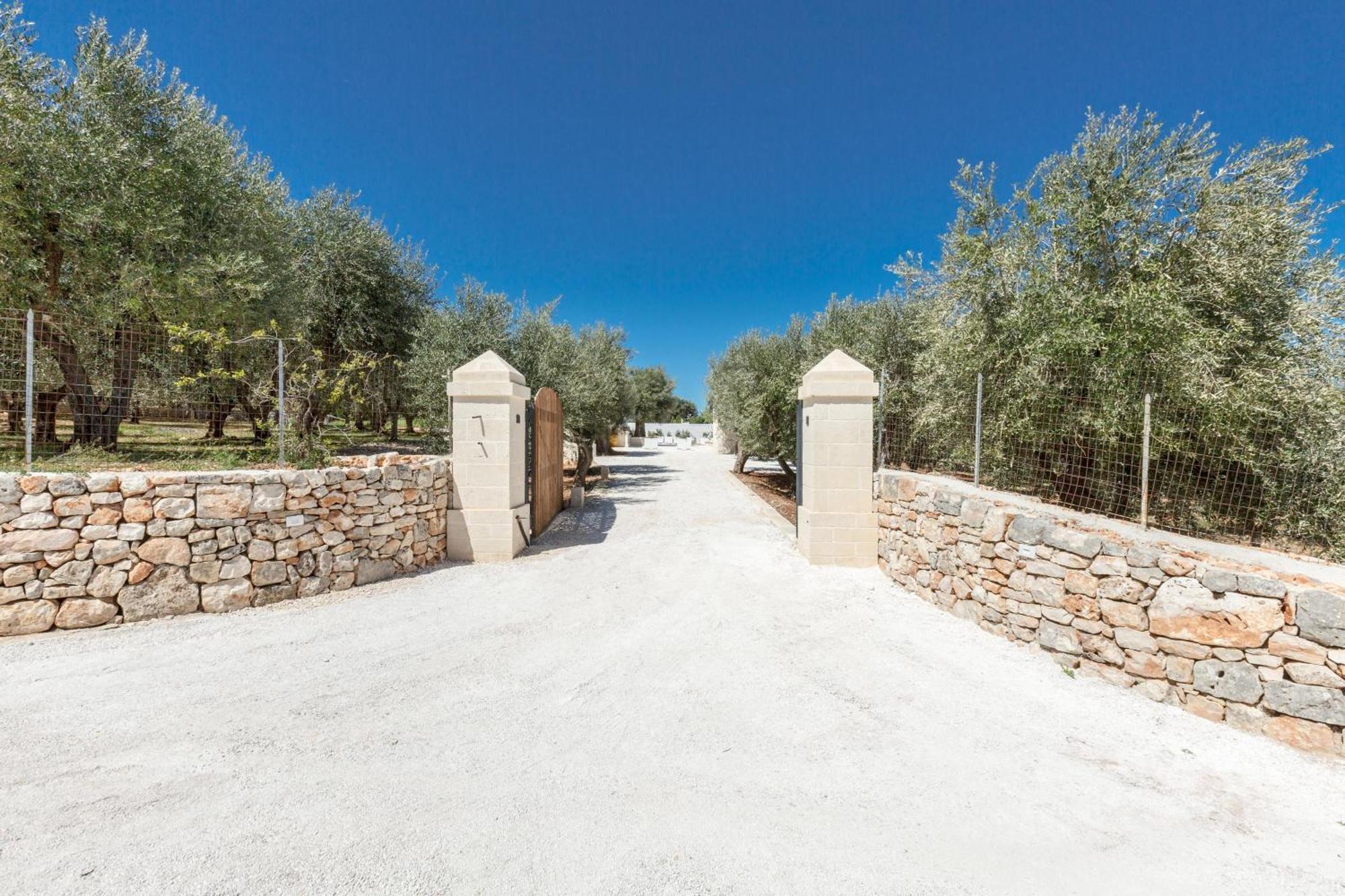 Trulli Ulivo Di Puglia By Barbarhouse Villa Selva Di Fasano Bagian luar foto