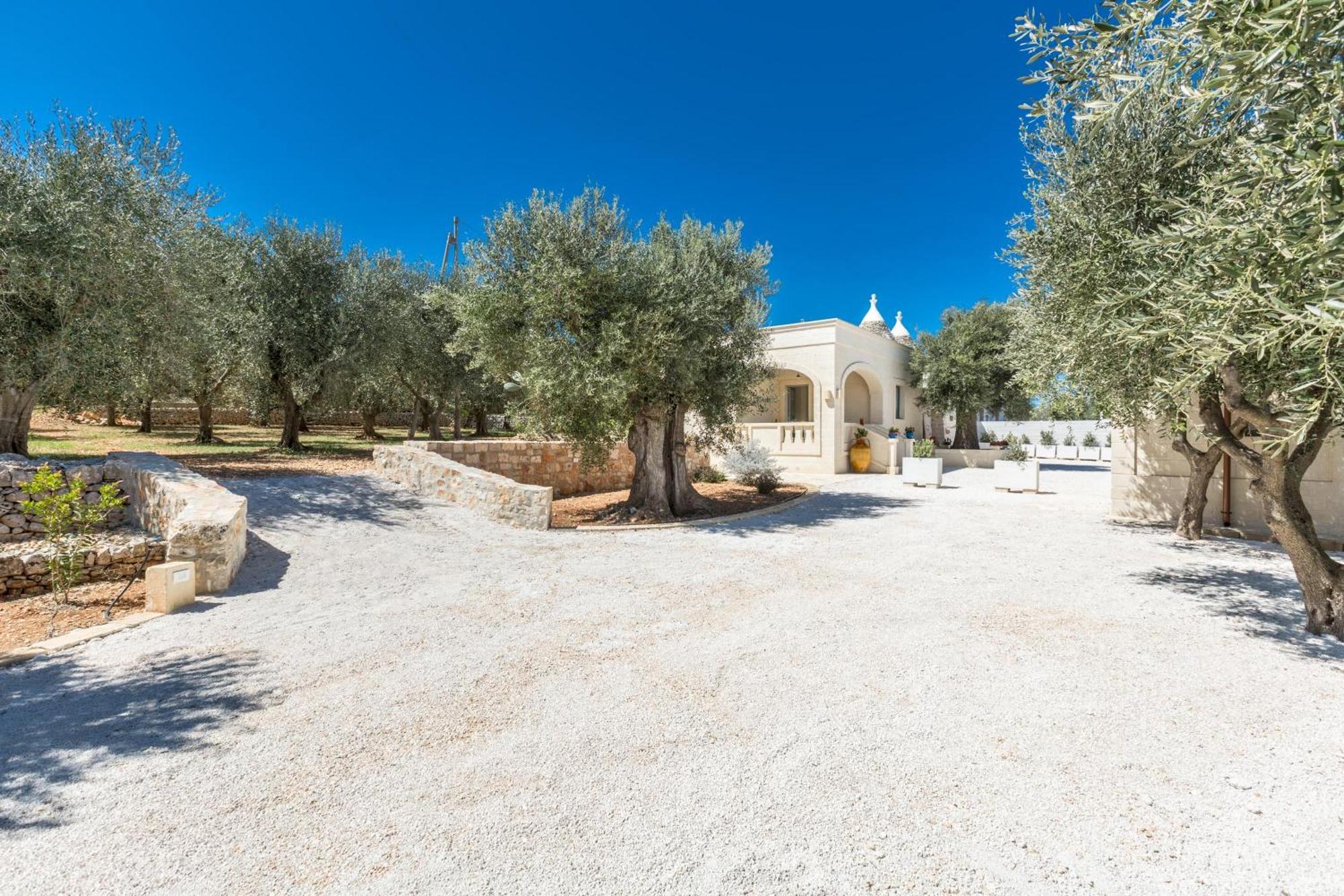 Trulli Ulivo Di Puglia By Barbarhouse Villa Selva Di Fasano Bagian luar foto